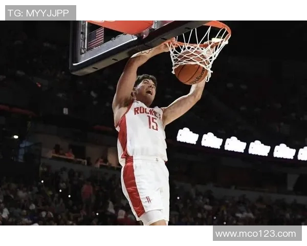 火箭队谢泼德抢断能力突出，年轻球员成长需注重防守平衡